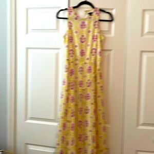 Ann Taylor dress. Worn once. It’s perfect for a day wedding